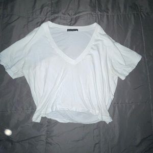 White cropped v neck!